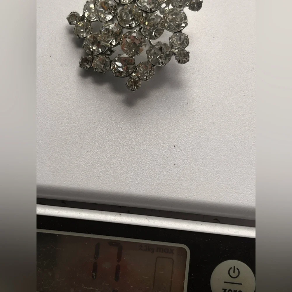 Rare WEISS Vintage Snowflake Brooch Silver diamond 💎 Rhinestones